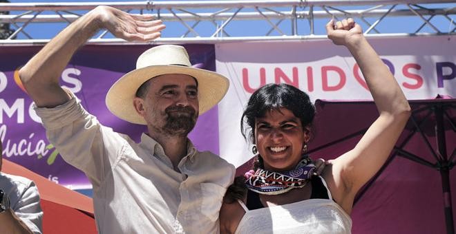 Antonio Maíllo, líder de IU-CA, y Teresa Rodríguez, de Podemos, en un mitin en Granada. EFE