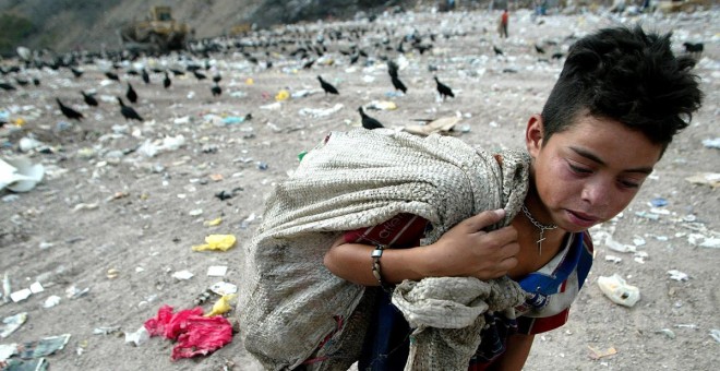 Vertedero de Tegucigalpa, en Honduras, en marzo de 2006. ELMER MARTINEZ / AFP