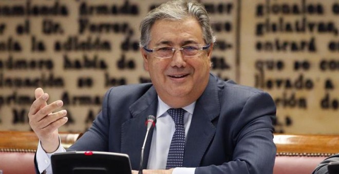 El ministro del Interior, Juan Ignacio Zoido, en la Comisión de Interior. / EFE
