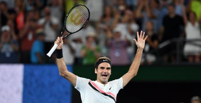 Roger Federer celebra su 20º Grand Slam en Melbourne, Australia. EFE/EPA