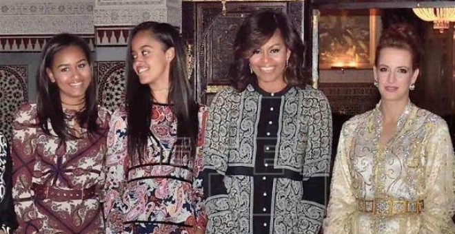 Michelle Obama y sus hijas posan con la princesa Lalla Salma de Marruecos. / EFE