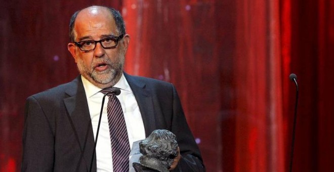 Reyes Abades, al recoger uno de sus premios Goya. EFE