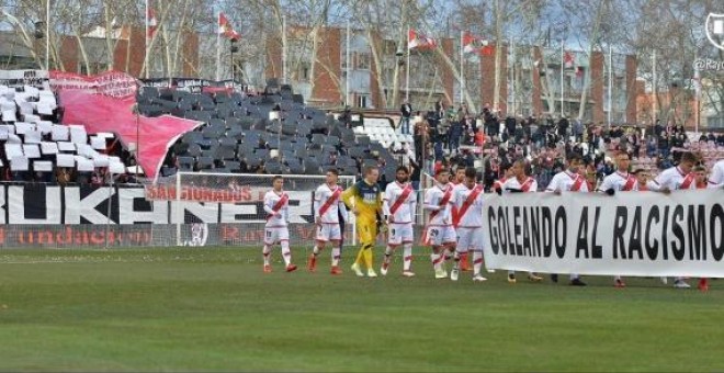 El mosaico exhibido en el estadio del Rayo. RAYO VALLECANO