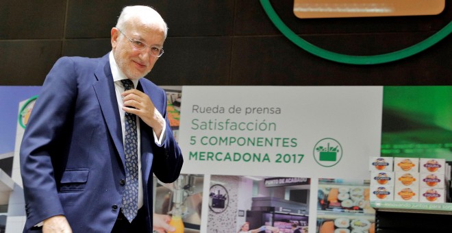 El presidente de Mercadona, Juan Roig, en la presentación de los resultados anuales del grupo de distribución. EFE/Manuel Bruque.