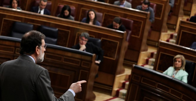 El presidente del Gobierno, Mariano Rajoy, durante la sesión de control al Gobierno en el Congreso de los Diputados. REUTERS/Susana Vera