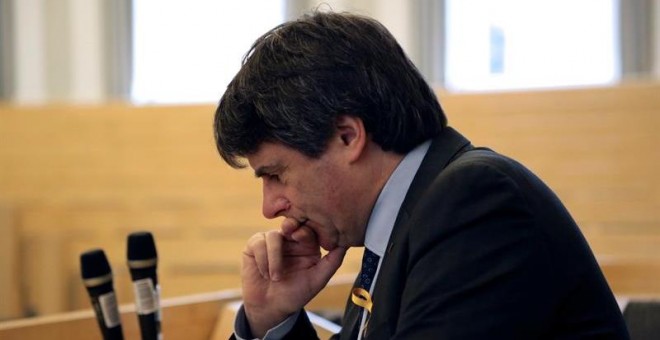 El expresidente catalán Carles Puigdemont antes de pronunciar una conferencia en la Universidad de Helsinki. EFE/Juanjo Galán