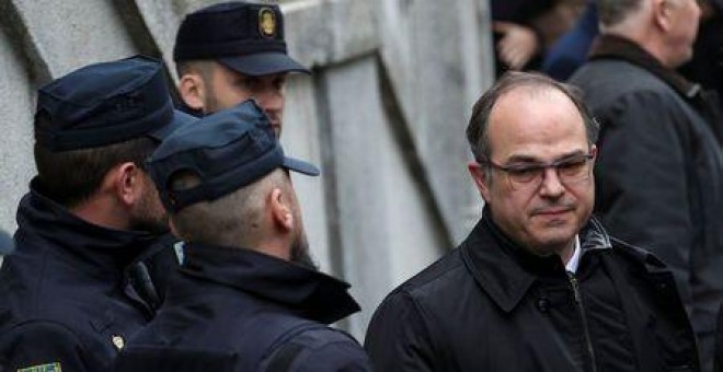 Jordi Turull ante las puertas del Tribunal Supremo. REUTERS/Susana Vera