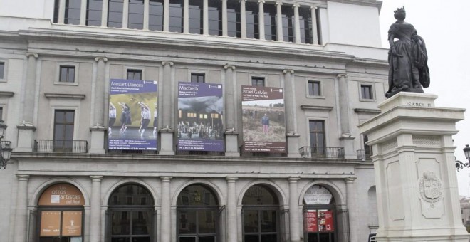 Fachada del Teatro Real de Madrid.- EFE