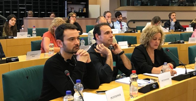 Los miembros del Comité de Informativos de TVE, en el Comité de Peticiones del Parlamento Europeo. TWITTER