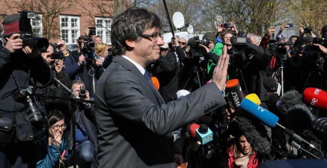 Carles Puigdemont, a la salida de la cárcel de Neumünster en Alemania - EFE