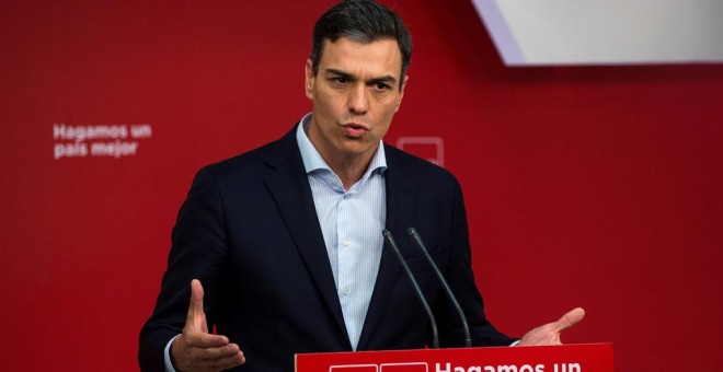 El secretario general del PSOE, Pedro Sánchez, durante una rueda de prensa tras la reunión de la Ejecutiva Federal, en la sede socialista de Ferraz en Madrid EFE / Rodrigo Jimenez