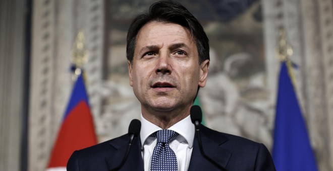 El jurista Giuseppe Conte, propuesto por el Movimiento 5 Estrellas (M5S) y la Liga Norte (LN) como primer ministro italiano en una rueda de prensa. EFE