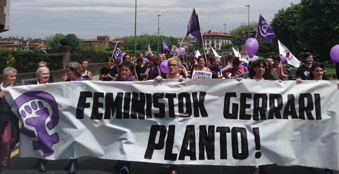 Manifestación del Movimiento Feminista de Euskal Herria contra la industria militar vasca. DANILO ALBIN
