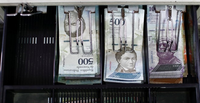 Bolívares, moneda oficial de Venezuela - REUTERS