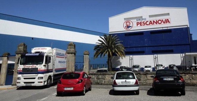 Un camión en la fábrica de Pescanova, en Chapela, cerca de Vigo. REUTERS/ Miguel Vidal