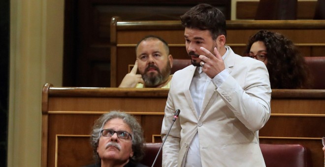 El portavoz de ERC Gabriel Rufián, durante su intervención en la sesión de control al Gobierno. EFE/Ballesteros