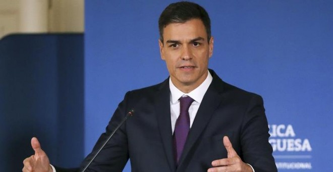 02/07/2018.- El presidente del Gobierno español, Pedro Sánchez, durante la rueda de prensa ofrecida hoy en Lisboa con el primer ministro portugués, Antonio Costa, tras mantener una reunión bilateral .EFE/Ballesteros