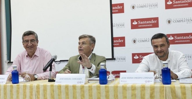 De derecha a izquierda, Chema Crespo, José Manuel Carcases y Antonio San José. / NACHO CALONGE