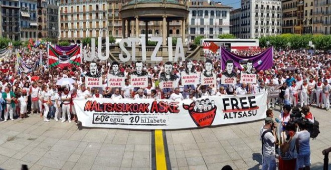 Concentración en Pamplona para pedir la libertad de los jóvenes de Altsasu