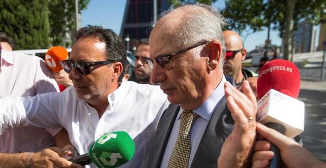 El exvicepresidente del Gobierno, Rodrigo Rato, a su llegada a los juzgados madrileños de Plaza de Castilla/EFE