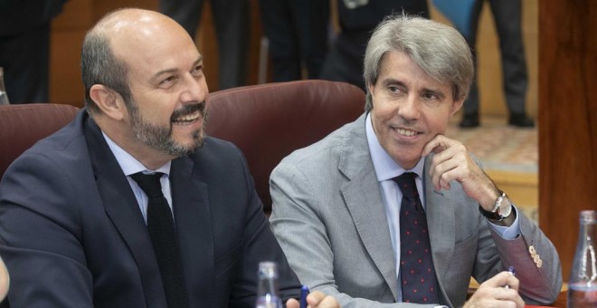 A la izquierda, Pedro Rollán, vicepresidente de la Comunidad de Madrid. A la derecha, Ángel Garrido, presidente de la Comunidad de Madrid - Flickr del PP