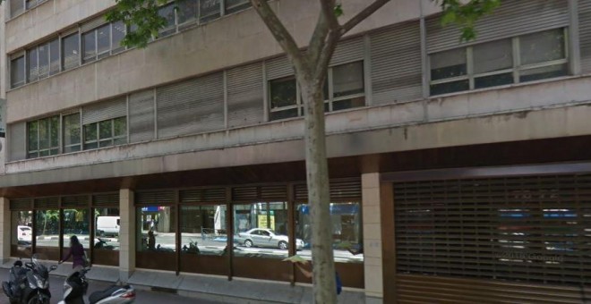 El edificio del que ha sido expulsado Hogar Social Madrid - Google Maps