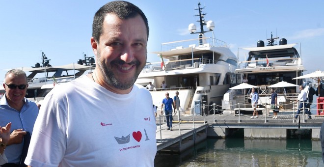 El ministro de Interior italiano, Matteo Salvini, asiste a la 58 edición del Salón Naútico de Génova. EFE/ Luca Zennaro