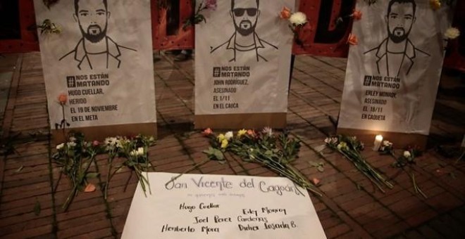 Carteles que recuerdan a los asesinados en Colombia - Europa Press