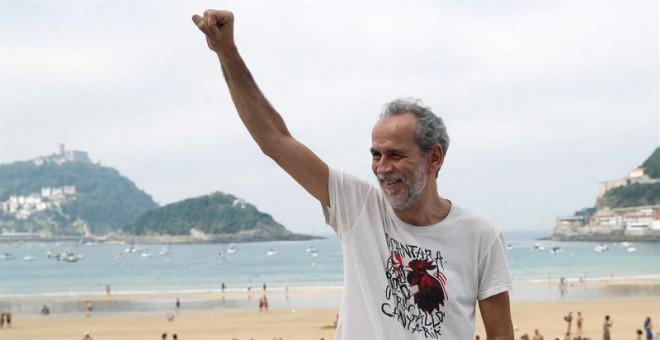 El actor Willy Toledo posa a su llegada al Festival Internacional de Cine de San Sebastián. - EFE