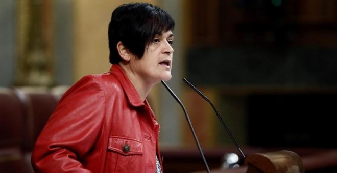 18/10/2018.-La diputada de Bildu ,Marian Beitialarrangoitia, durante el pleno celebrado hoy en el Congreso de los Diputados. EFE/Mariscal