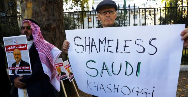 Protesta en contra la muerte del periodista Jamal Khashoggi en Turquía - REUTERS/Simon Dawson