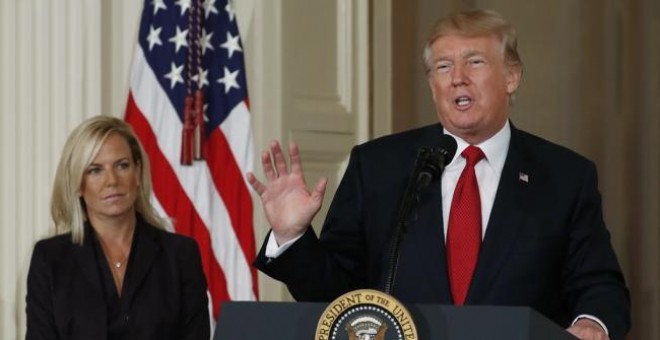 El presidente de Estados Unidos, Donald Trump, y la secretaria de Seguridad Interior, Kirstjen Nielsen. REUTERS/Archivo