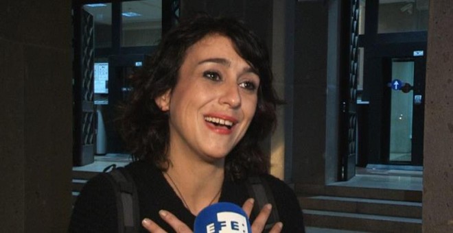 Juana Rivas a las puertas del tribunal de Cagliari / EFE