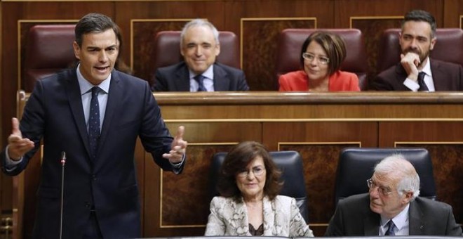 El presidente del Gobierno, Pedro Sánchez, en el Congreso. / JAVIER LIZÓN (EFE)