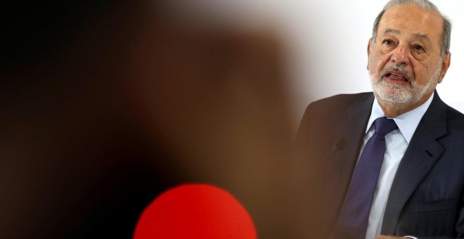 El millonario mexicano Carlos Slim en la presentación del plan estratégico de FCC. REUTERS/Susana Vera