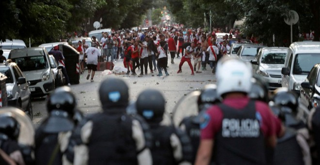 Despliegue policial el día del encuentro entre River Plate y Boca Juniors.- REUTERS