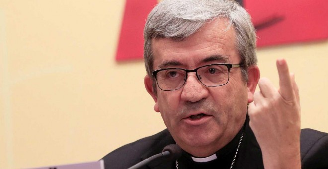 El secretario general de la Conferencia Episcopal Española, Luis Argüello, durante una rueda de prensa tras Asamblea Plenaria | EFE