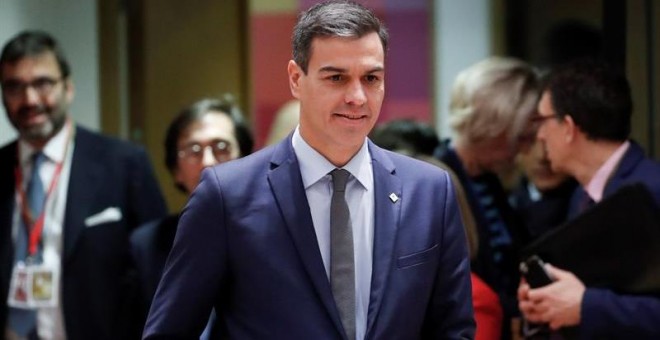 El presidente del gobierno de España, Pedro Sánchez, a su llegada a la segunda jornada de la cumbre de la Unión Europea. - EFE