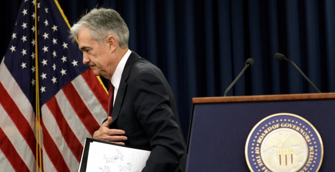 El presidente de la Reserva Federal (Fed), Jerome Powell, tras la rueda de prensa posterior a la útima reunión del banco central estadounidense. REUTERS/Yuri Gripas