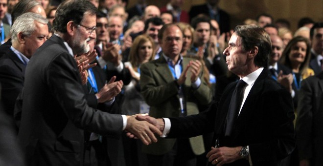 Los expresidentes del Gobiero, Mariano Rajoy y Jose María Aznar. EUROPA PRESS
