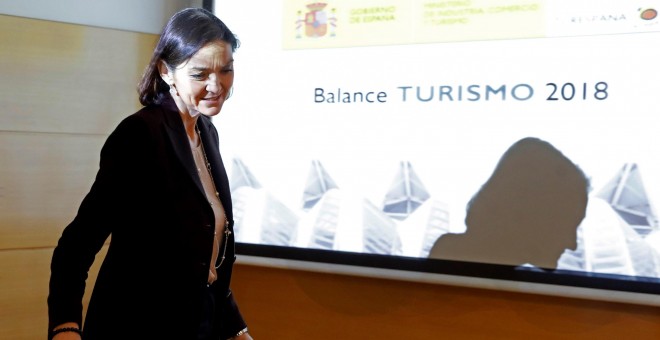 La ministra de Industria, Comercio y Turismo, Reyes Maroto, antes de la presentación del balance turístico de 2018. EFE/Juan Carlos Hidalgo