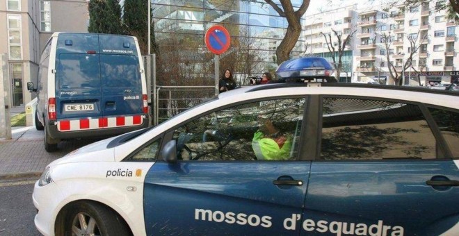 Un coche de los Mossos. EFE