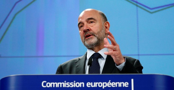 El comisario de Asuntos Económicos y Monetarios, Pierre Moscovici, en la presentación del informe de previsionesde invierno de la Comisión Europea. REUTERS/Francois Lenoir