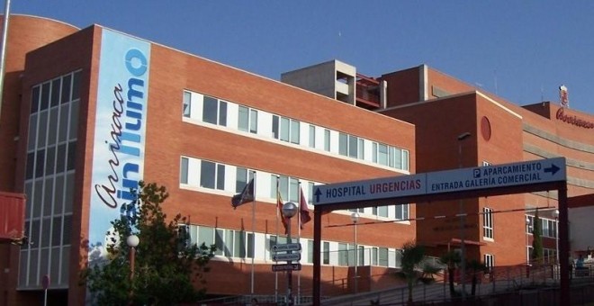 La niña fue trasladada al hospital Virgen de la Arrixaca de Murcia, donde quedó ingresada con heridas graves/ EP
