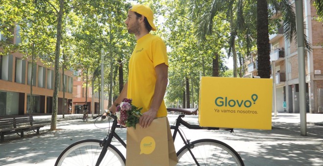 Imagen promocional de un trabajador de la empresa de reparto. GLOVO/Archivo