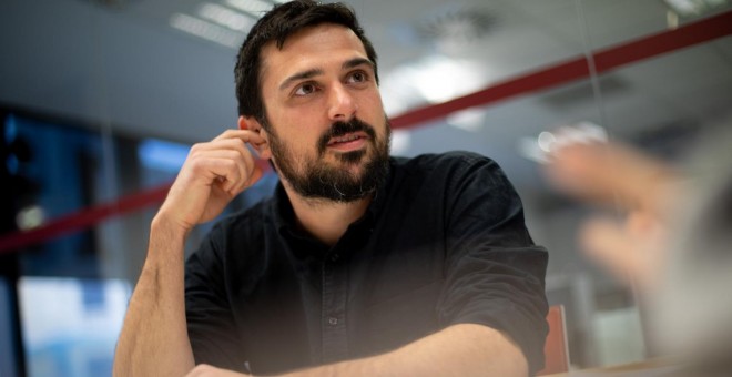 Ramón Espinar durante la entrevista con 'Público' / Christian González - Público