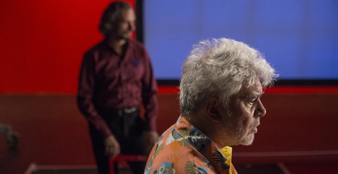 Pedro Almodóvar, durante el rodaje de 'Dolor y gloria'. MANOLO PAVÓN