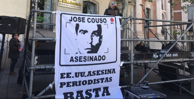 La hermana de José Couso en el acto / Twitter @HACJoseCouso