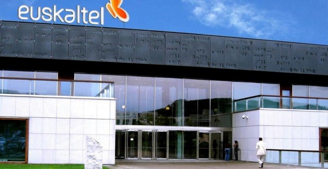 Sede la operadora de telecomunicaciones vasca Euskaltel. E.P.