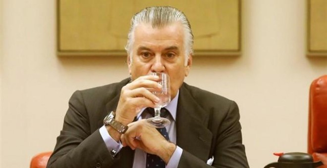 García Castaño apunta que el comisario Gómez Gordo se hizo con los discos duros de Bárcenas. Europa Press